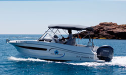 Alquile Pacific Craft 700